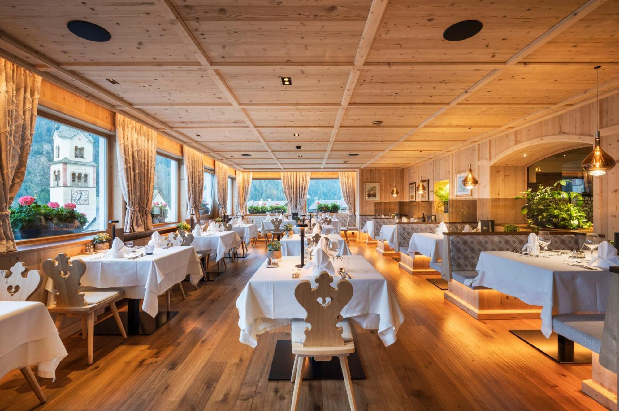 Hotel Platz Ortisei Luaran gambar