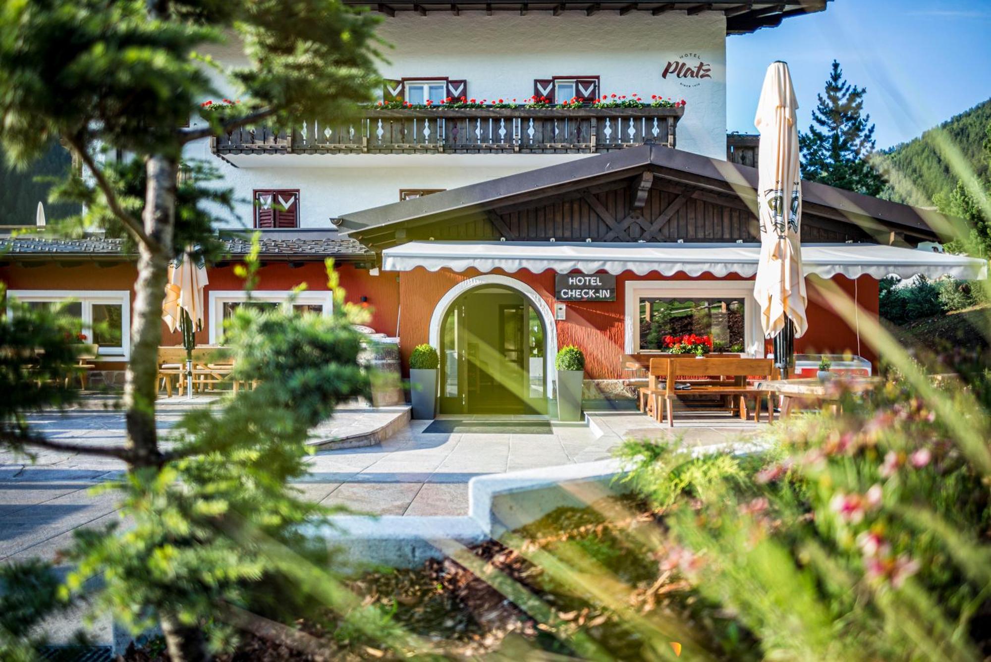 Hotel Platz Ortisei Luaran gambar